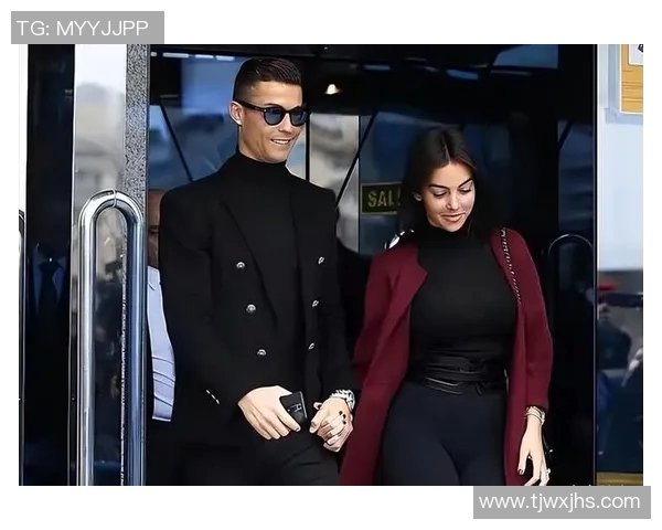 足球明星驾豪车训练展现奢华生活与职业追求的完美结合