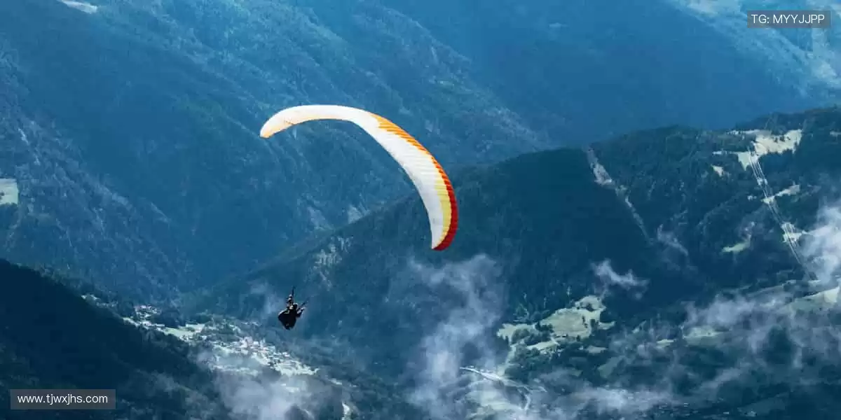 🎁周边好物,把激情穿在身上!👕